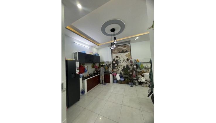 NGAY MẶT TIỀN MIẾU BÌNH ĐÔNG - GẦN NGÃ TƯ 4 XÃ - NHÀ 2 TẦNG 2PN - SỔ NỞ HẬU TÀI LỘC - GIÁ NHỈNH 4 TỶ